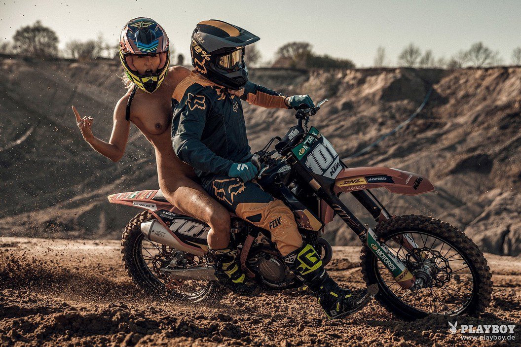 Marisa Papen 🏍 12/2024