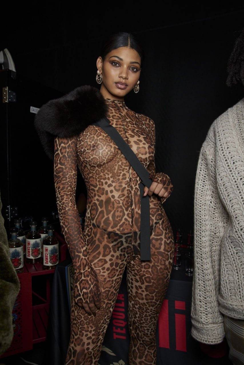 Danielle Herrington 🔥 03/2025