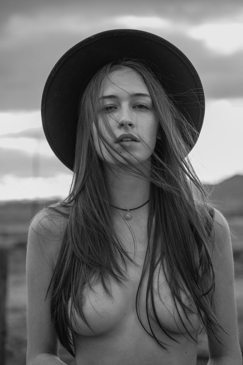 Elsie Hewitt 🖤 06/2025