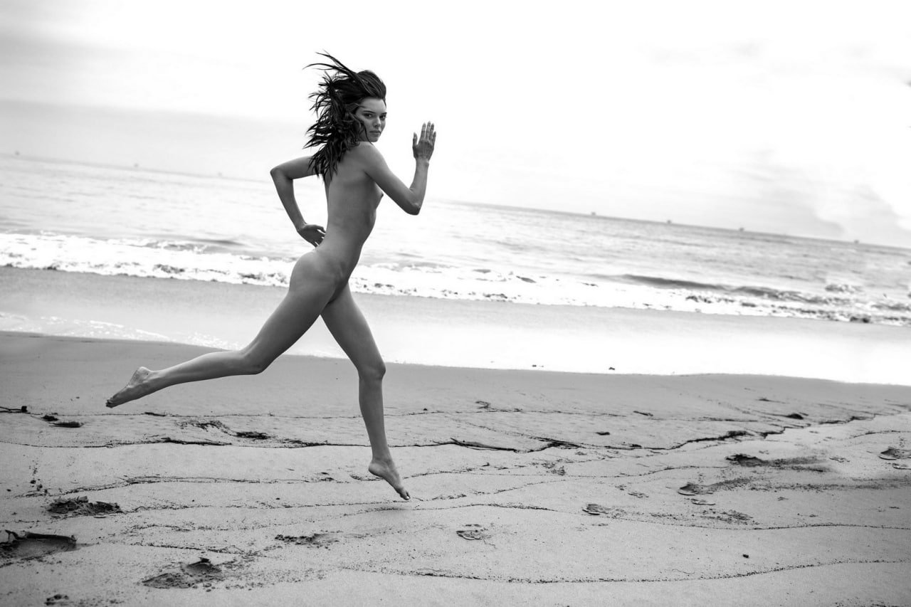 Kendall Jenner 💦 06/2025